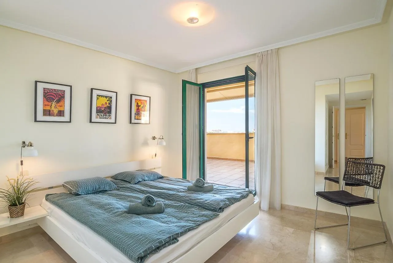 Luxury Apartment At Torrequebrada Benalmádena
