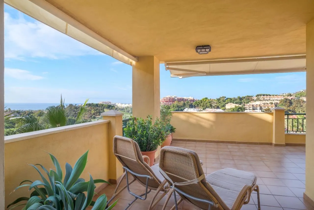 Luxury Apartment At Torrequebrada Benalmádena