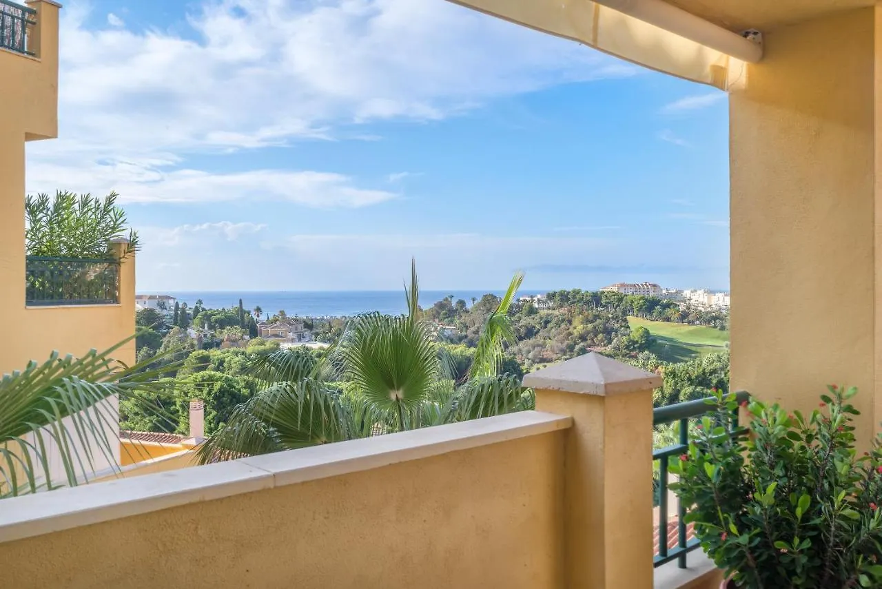 Luxury Apartment At Torrequebrada Benalmádena