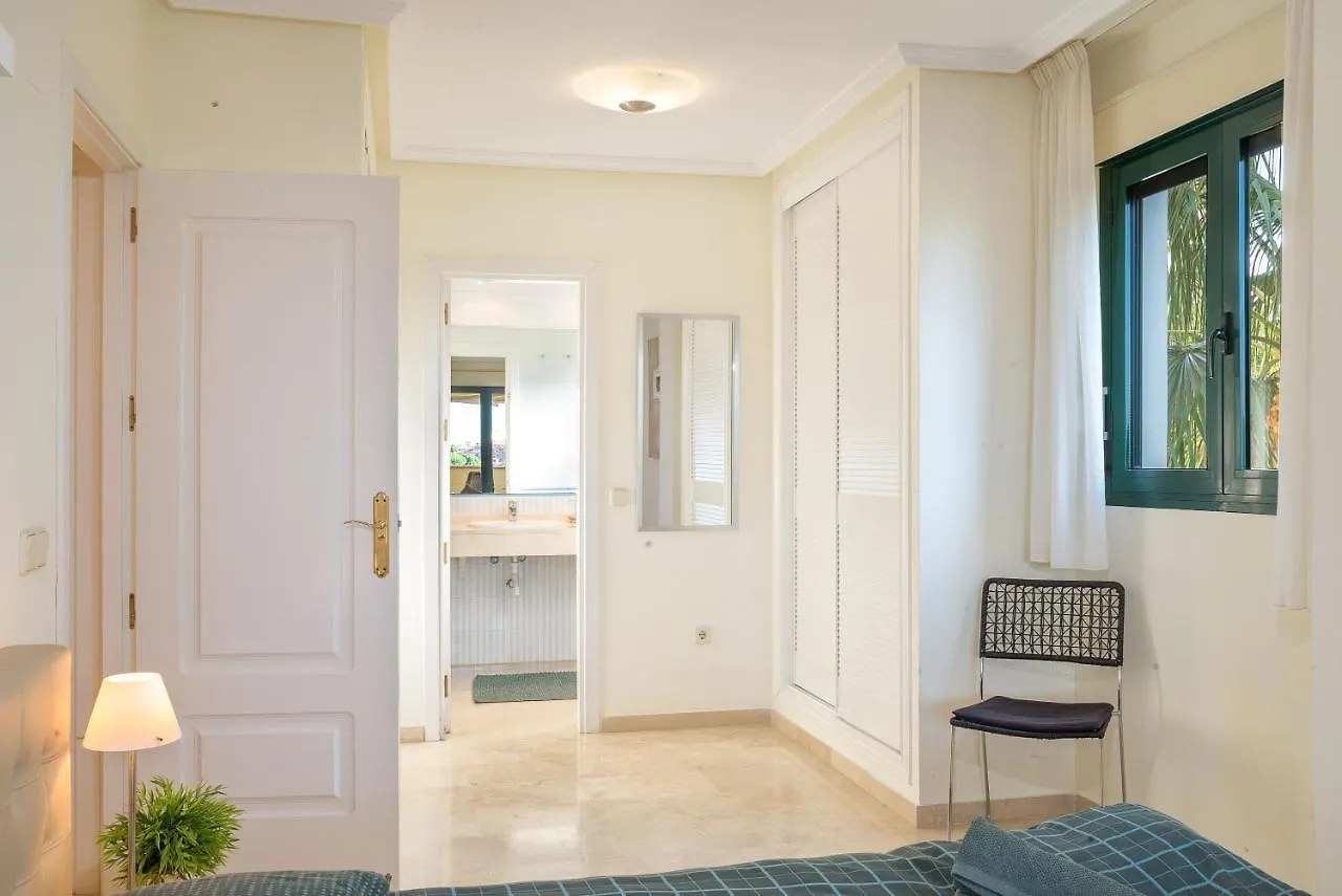 Luxury Apartment At Torrequebrada ベナルマデナ スペイン
