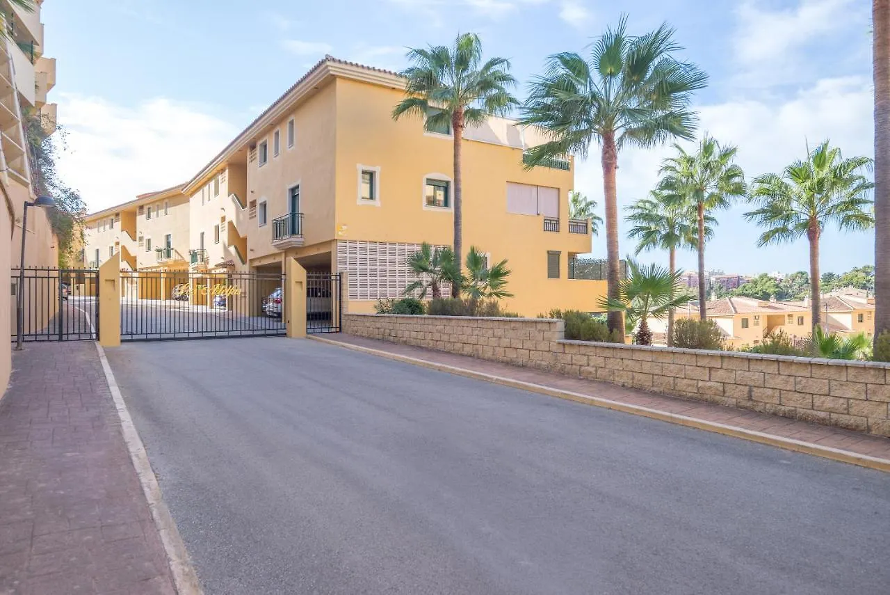 Luxury Apartment At Torrequebrada ベナルマデナ