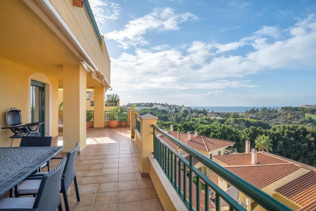 Luxury Apartment At Torrequebrada ベナルマデナ スペイン